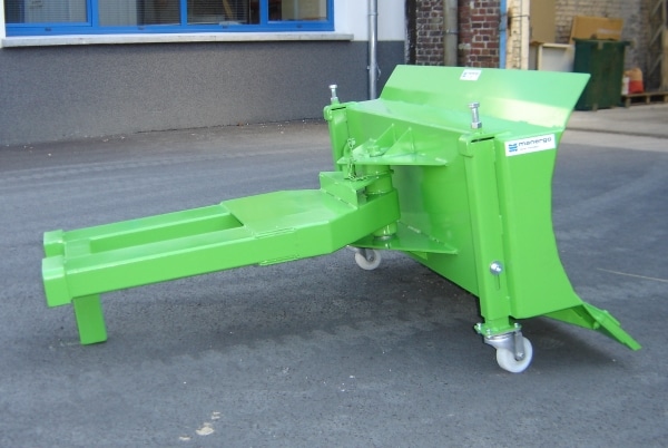 Racleur chasse-neige pour chariot élévateur - CN - Manergo Racleur chasse-neige pour chariot élévateur - CN - Manergo